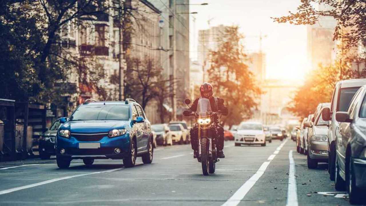 Triumph Tiger in Traffic