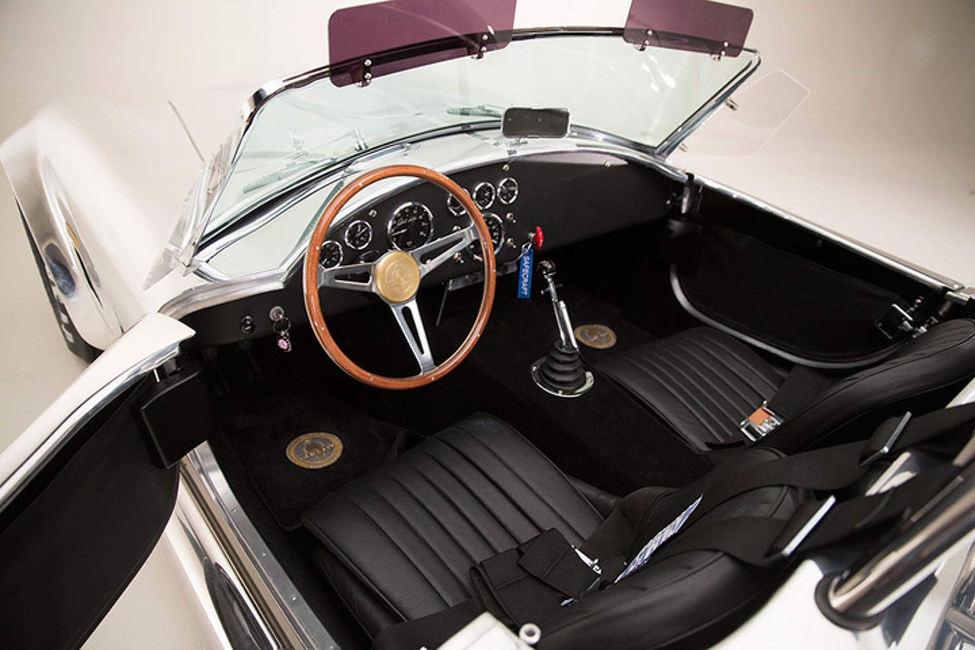 Shelby Celebrates 50 Years With Stunning Cobra 427