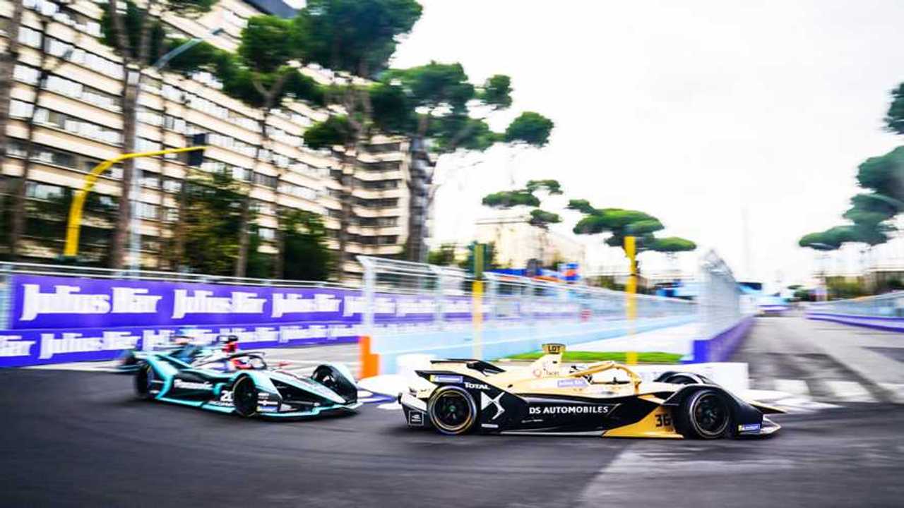 André Lotterer (DS Techeetah) devant Mitch Evans (Jaguar)