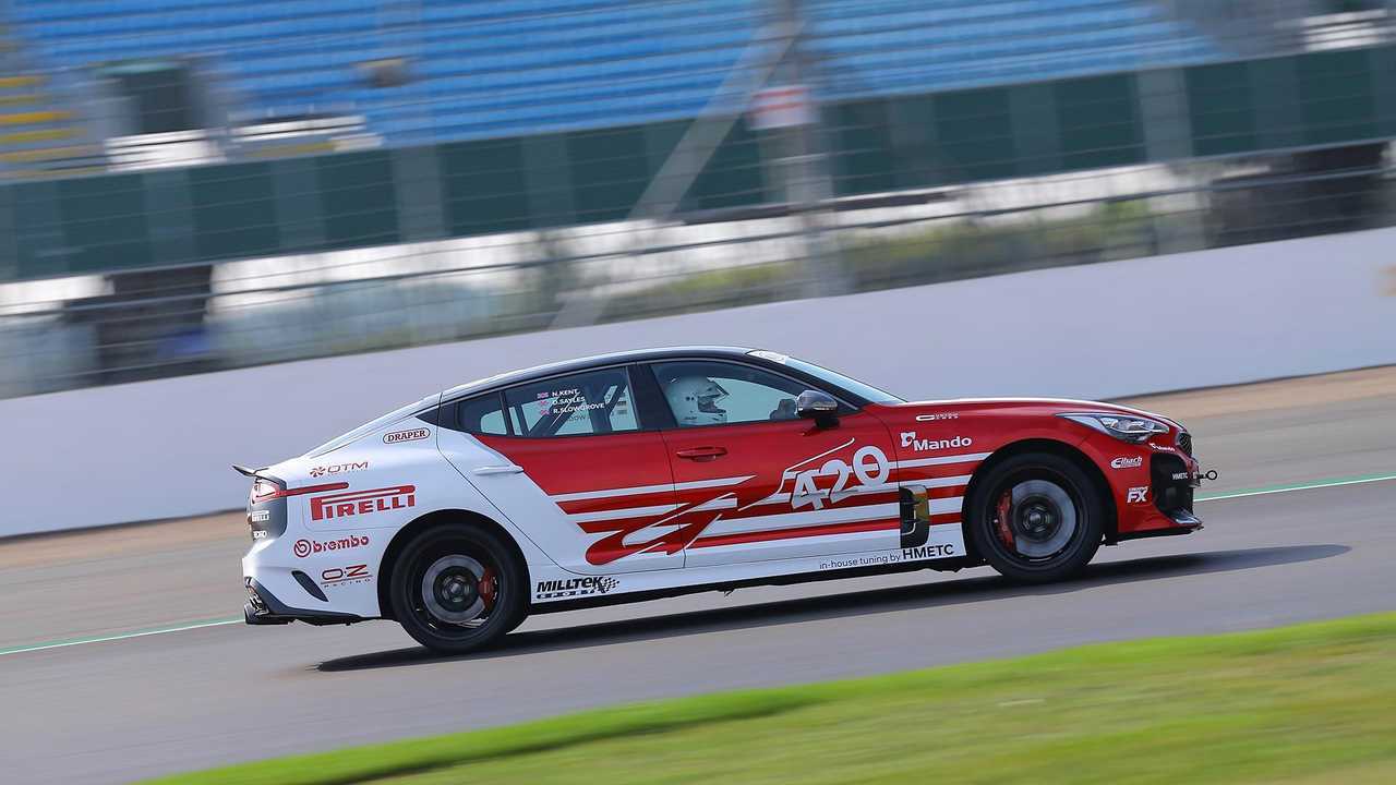 Kia Stinger GT420