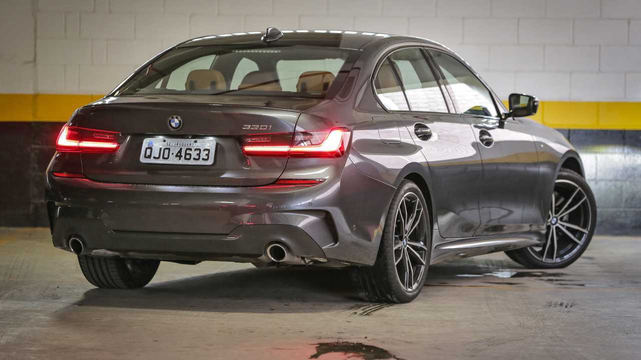 Comparativo: BMW 330i x Audi A4 x Mercedes C300
