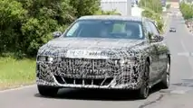 Nuova BMW Serie 7, le prime foto spia degli interni