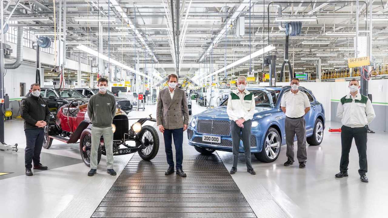 Bentley отпраздновала выпуск 200-тысячного автомобиля