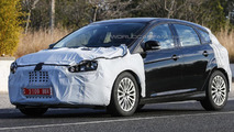 2014 Ford Focus facelift spy photo