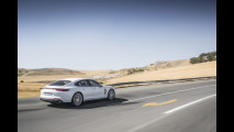 Nuova Porsche Panamera 4 E-Hybrid