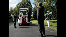 Papa Francesco su Fiat 500L e Jeep negli USA