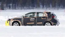 2019 Toyota Auris spy photo