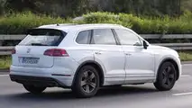 2018 VW Touareg yeni casus fotoğraflar