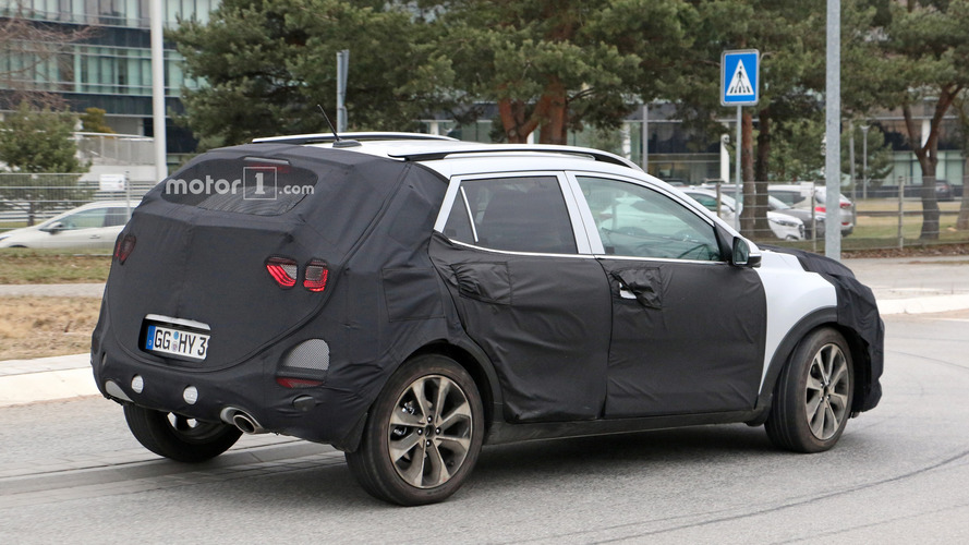 Kia Stonic casus fotoğrafları