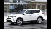 Toyota strahlt in Tokio-Rot