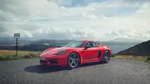 2019 Porsche 718 Cayman T Side