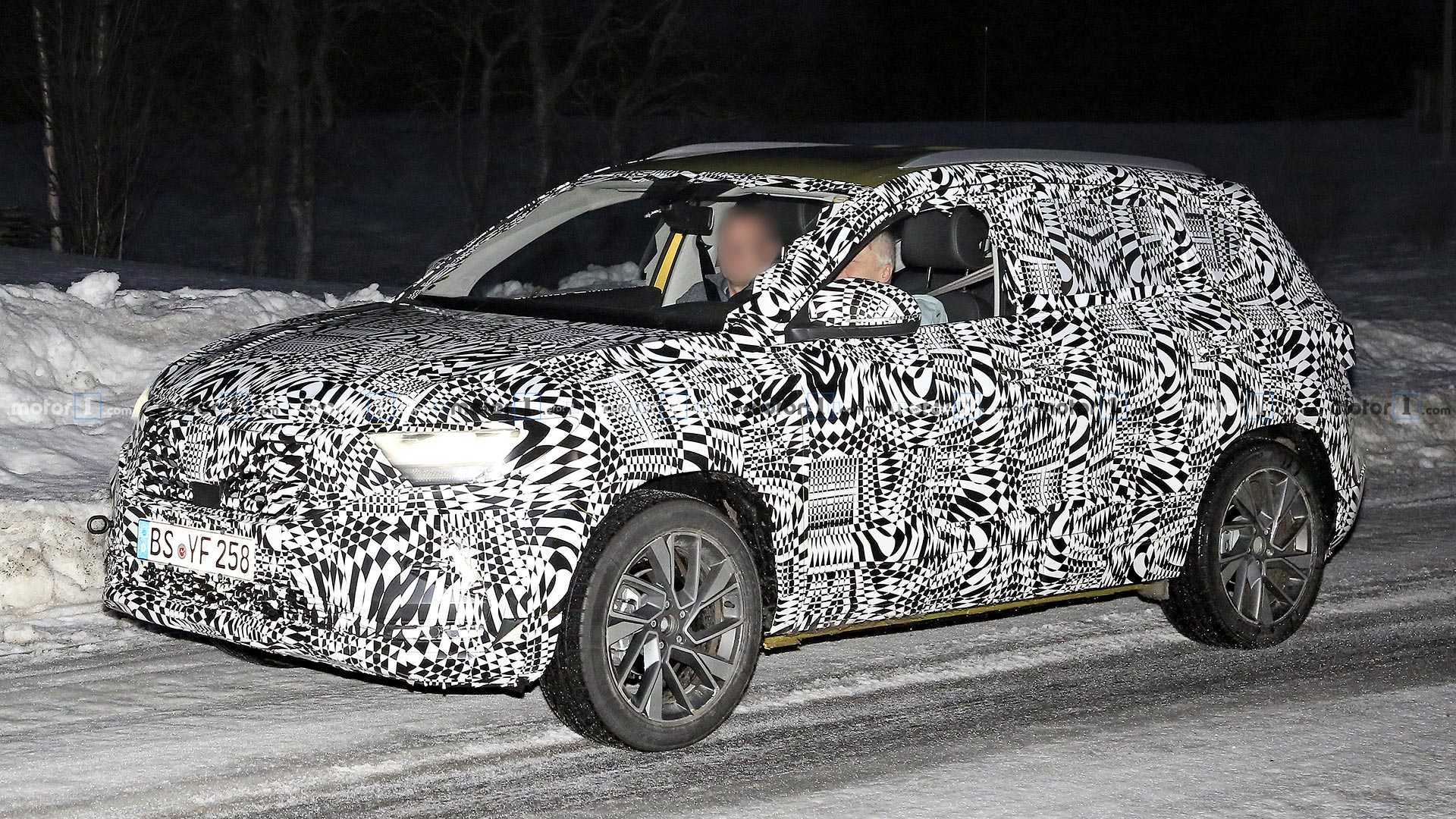 Jetta VS5 Crossover Spied Testing Far Away From China [UPDATE]
