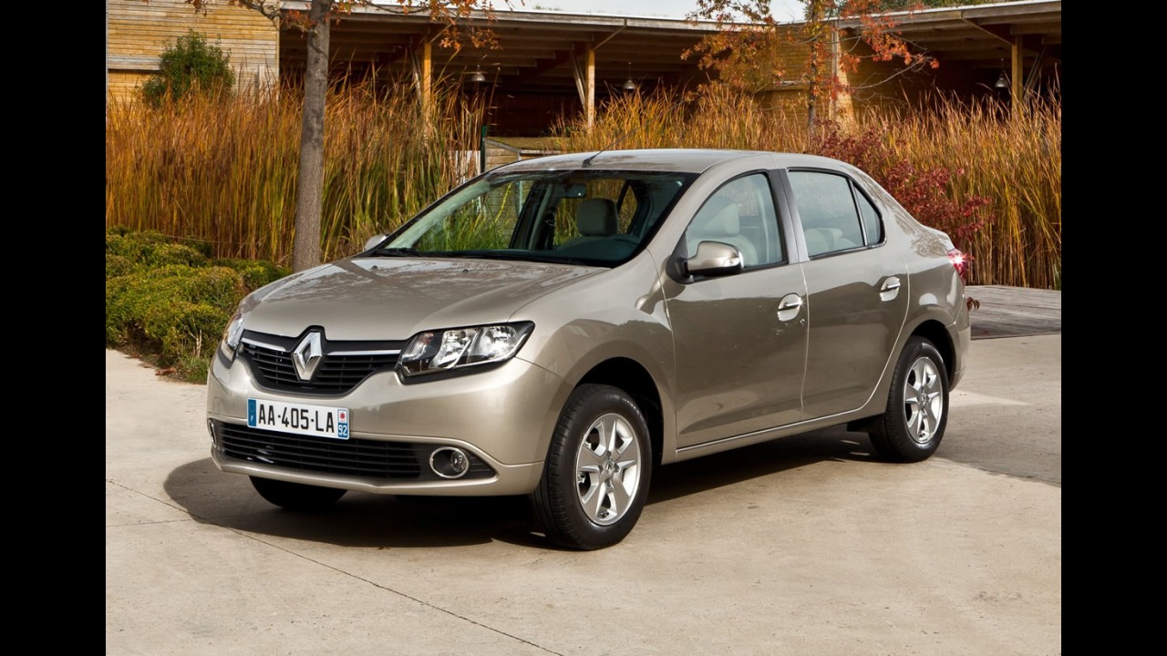 Projeção CARPLACE antecipa o Renault Duster 2014 - veja também os novos Sandero e Logan