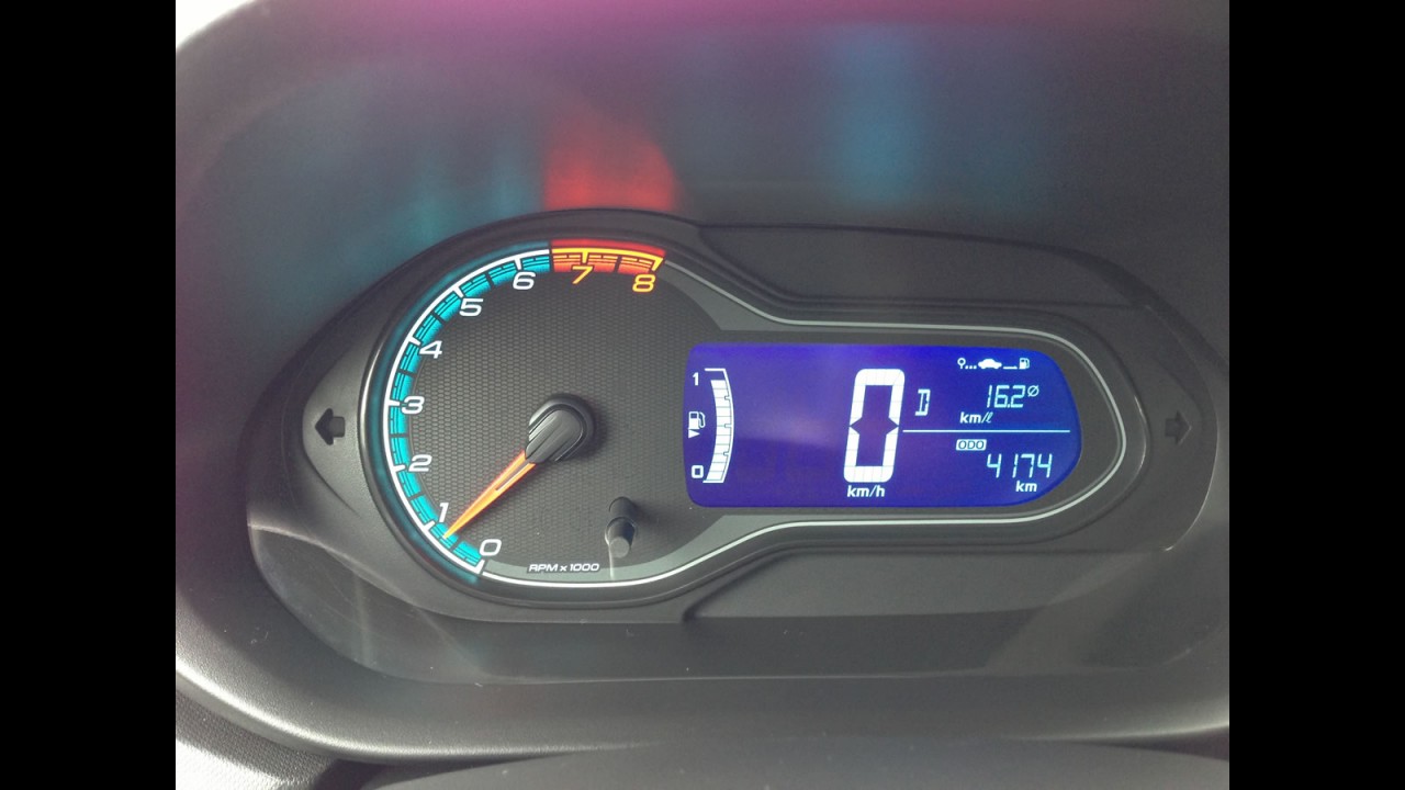 Garagem CARPLACE #1: Chevrolet Onix LTZ automático está entre nós