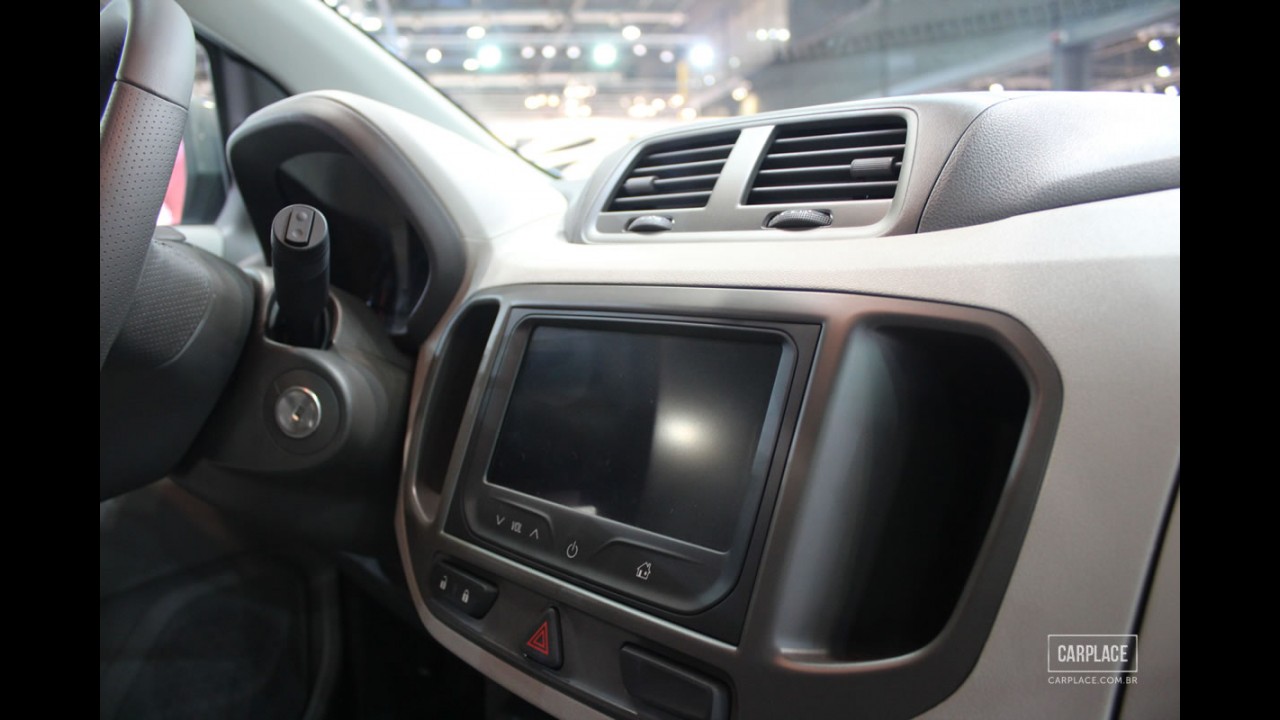 Exclusivo: Chevrolet Spin ganha central Mylink na linha 2014