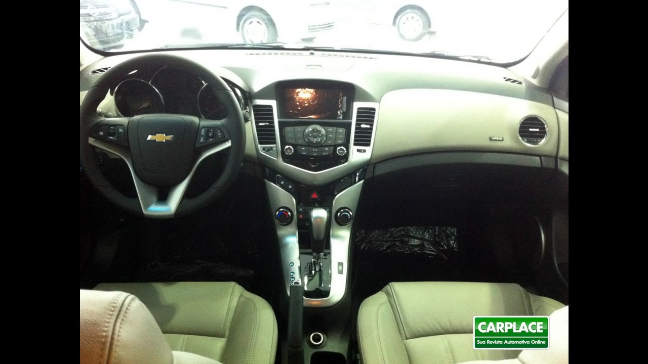 Conhecemos ao vivo: Novo Chevrolet Cruze 2012