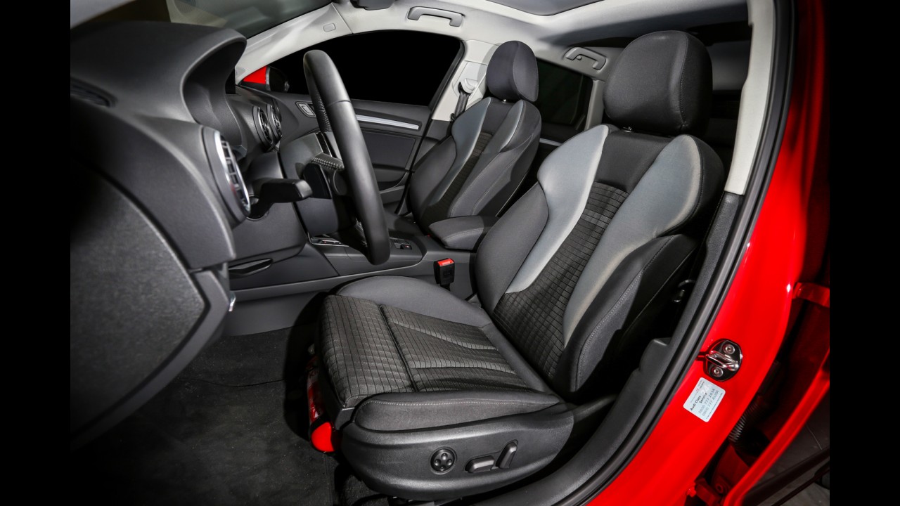 Teste CARPLACE: A3 Sportback é candidato a melhor hatch premium, mas o preço...