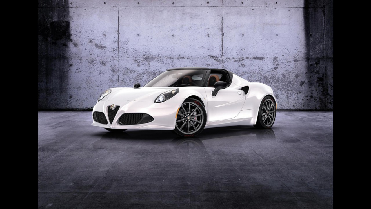 Alfa Romeo vai substituir faróis do 4C após enxurrada de críticas ao design