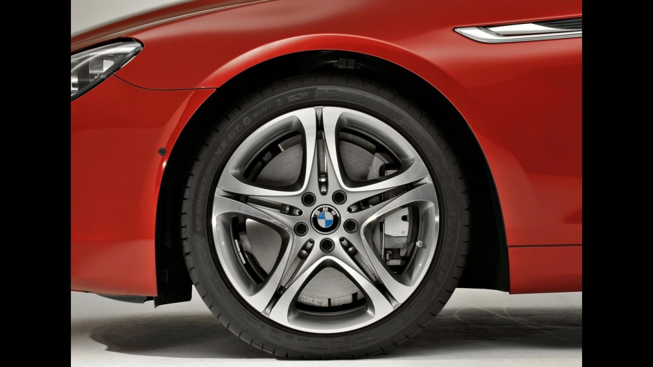 BMW Série 6 Coupé 2012 é revelada oficialmente - Veja galeria de fotos em alta resolução