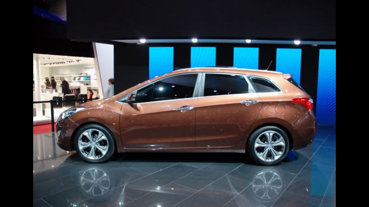 Salão de Genebra: Novo Hyundai i30 SW é lançado oficialmente na Europa