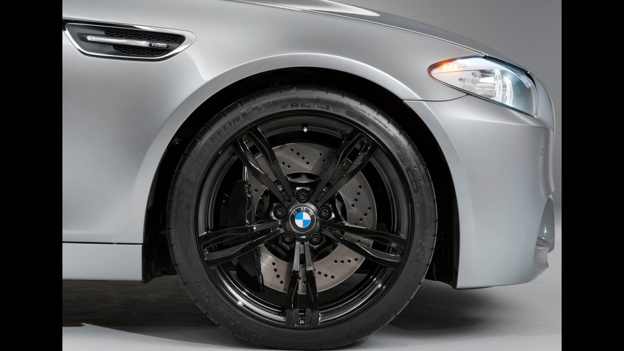 BMW revela o M5 Concept 2011
