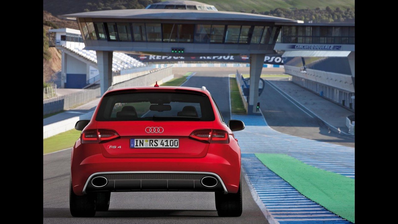 Ainda mais poderosa, nova Audi RS4 Avant chega por R$ 438,7 mil