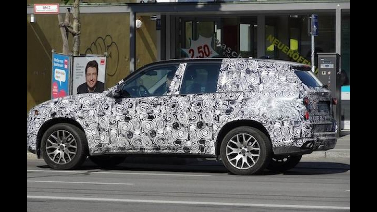 Flagra: BMW X7 é fotografado durante testes de rodagem