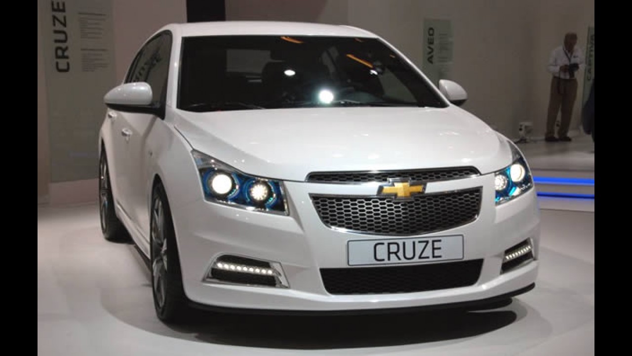 Fotos: Chevrolet Cruze Hatch no Salão de Paris