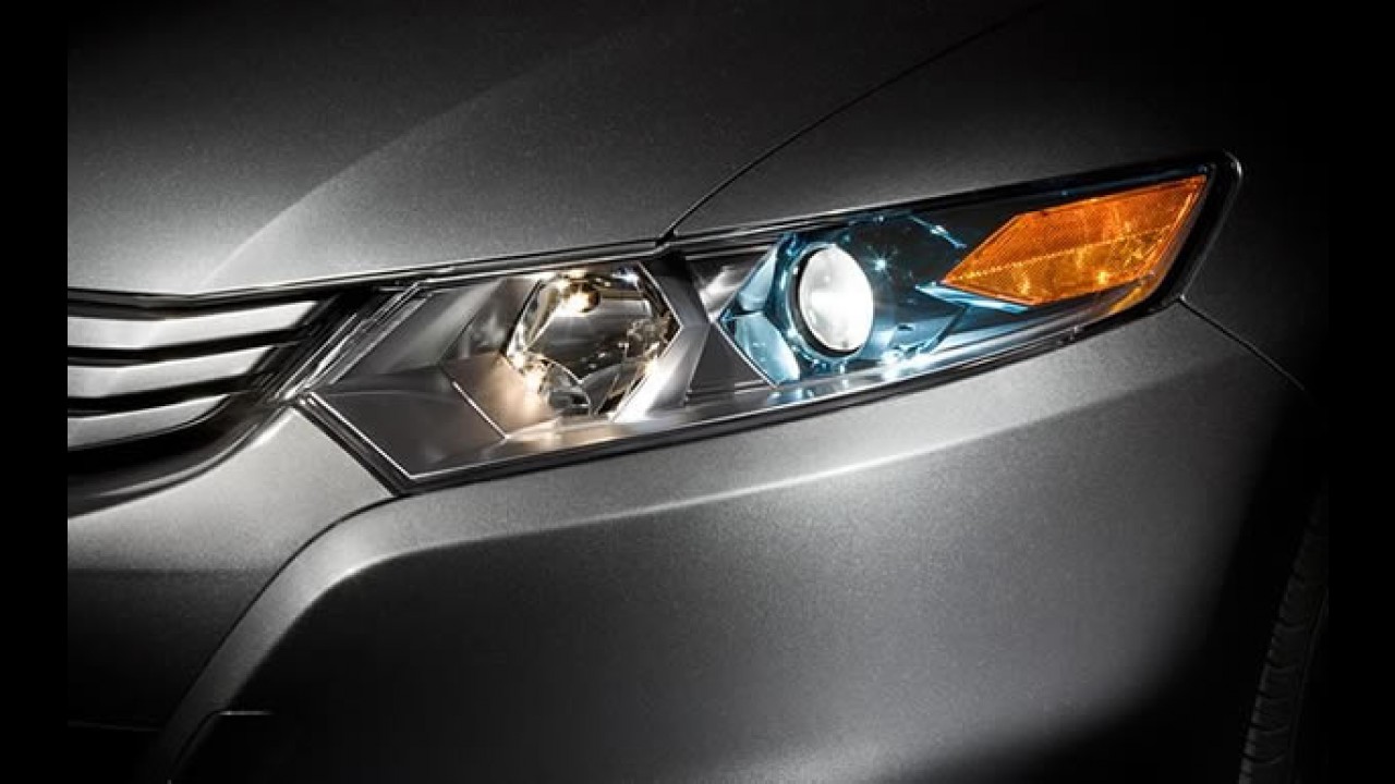 Novo Honda Civic 2012 é flagrado com pouco disfarce! Fotos e Vídeo