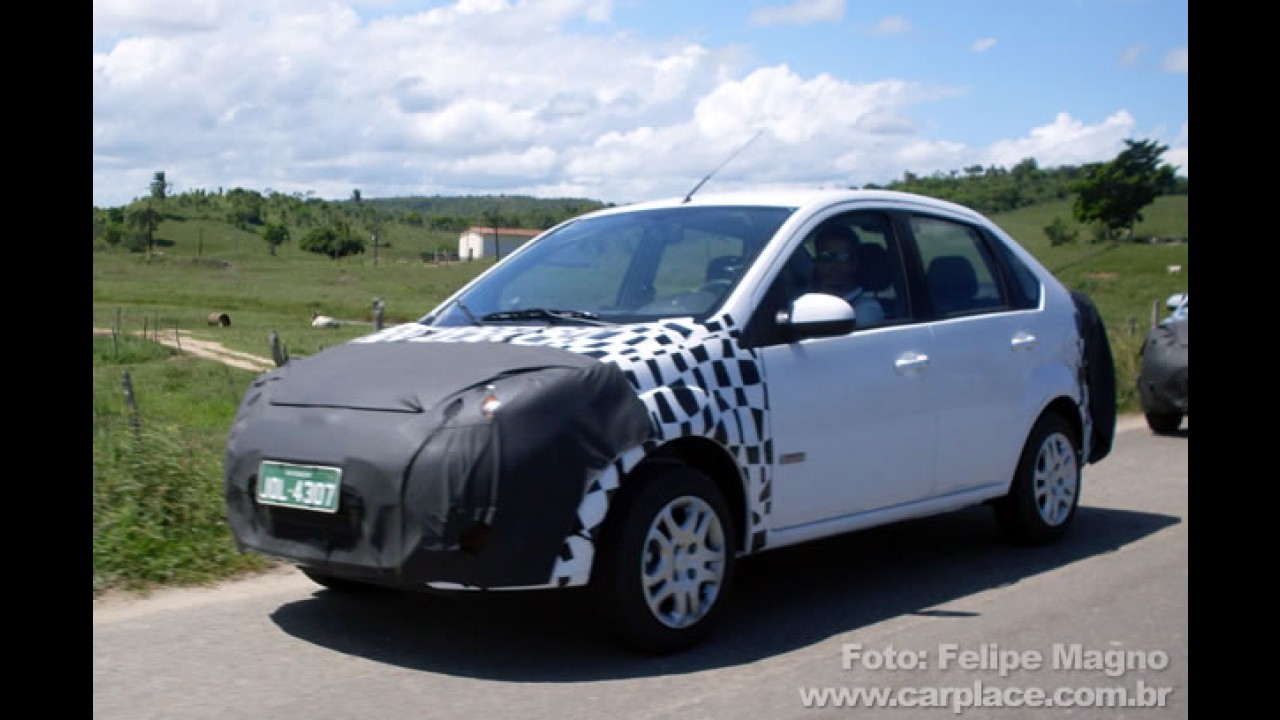 Leitor flagra comboio do novo Ford Fiesta 2011 em rodovia que liga Sergipe a Bahia