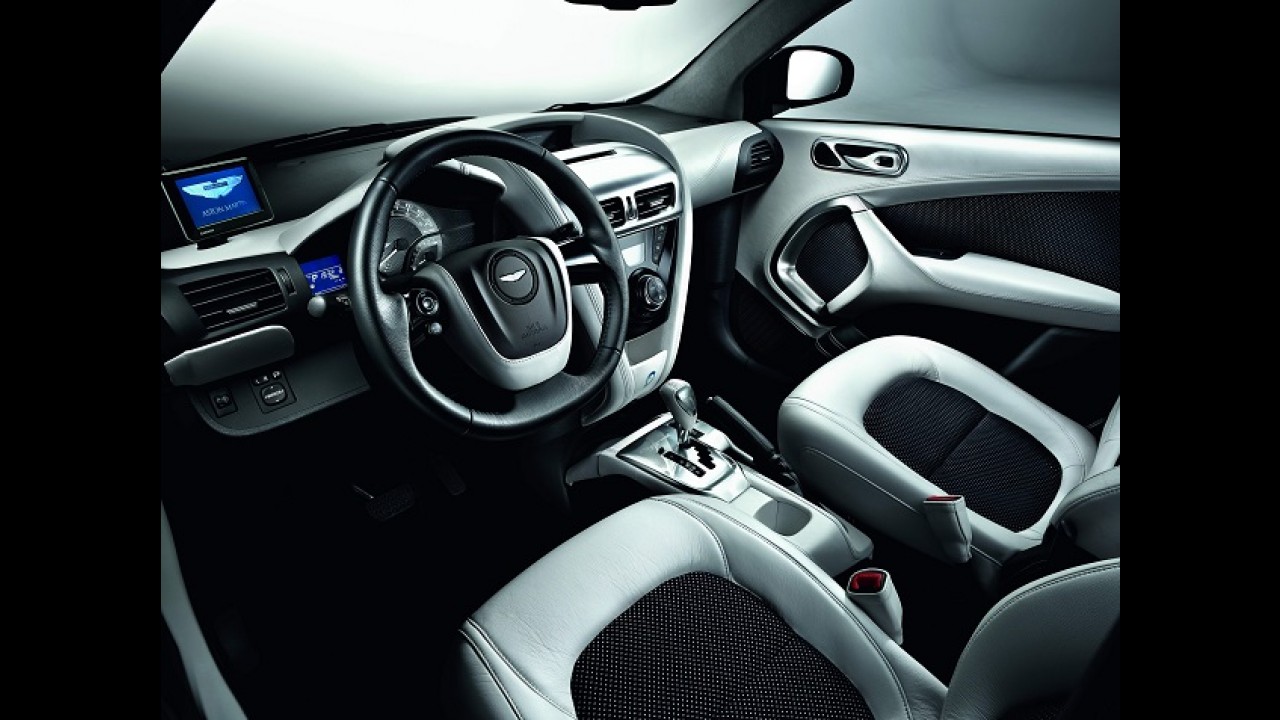 Toyota iQ de grife, Aston Martin Cygnet deixa de ser produzido