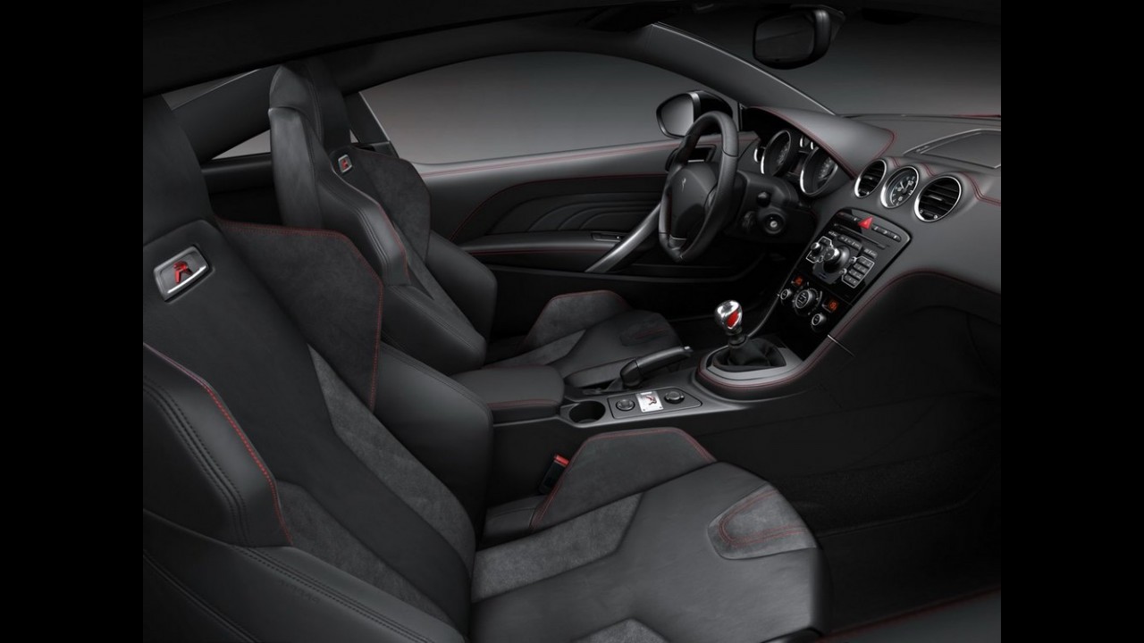 Galeria: Peugeot RCZ R de 263 cv tem as primeiras imagens oficiais reveladas