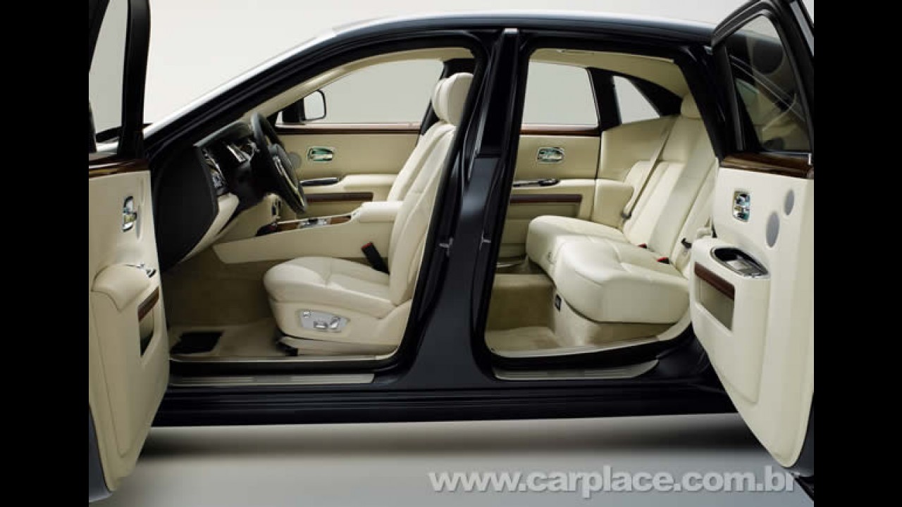Rolls-Royce prevê novo recorde de vendas em 2012