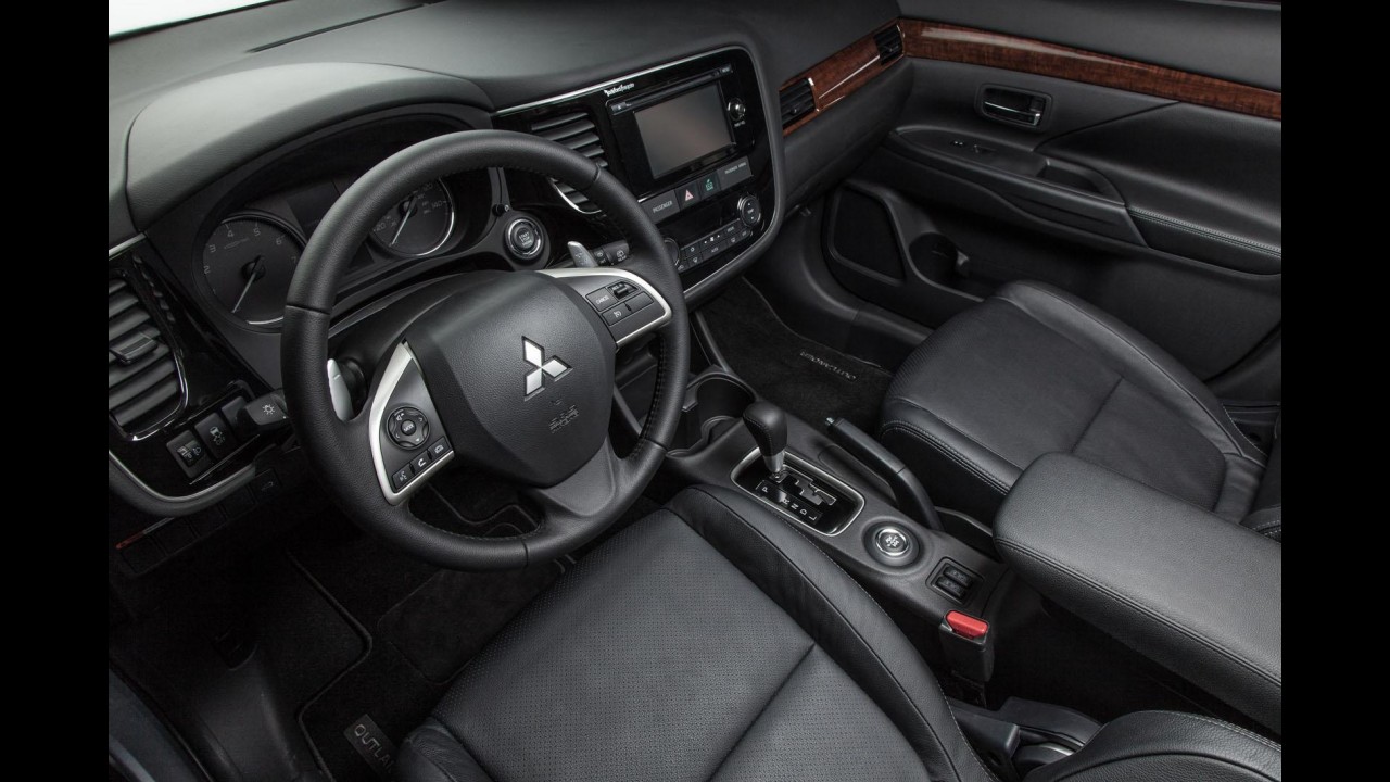 Mitsubishi divulga primeiras imagens do Novo Outlander para os Estados Unidos