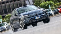 Volvo XC90 vs EX90 (2025): ibrido plug-in vs elettrico