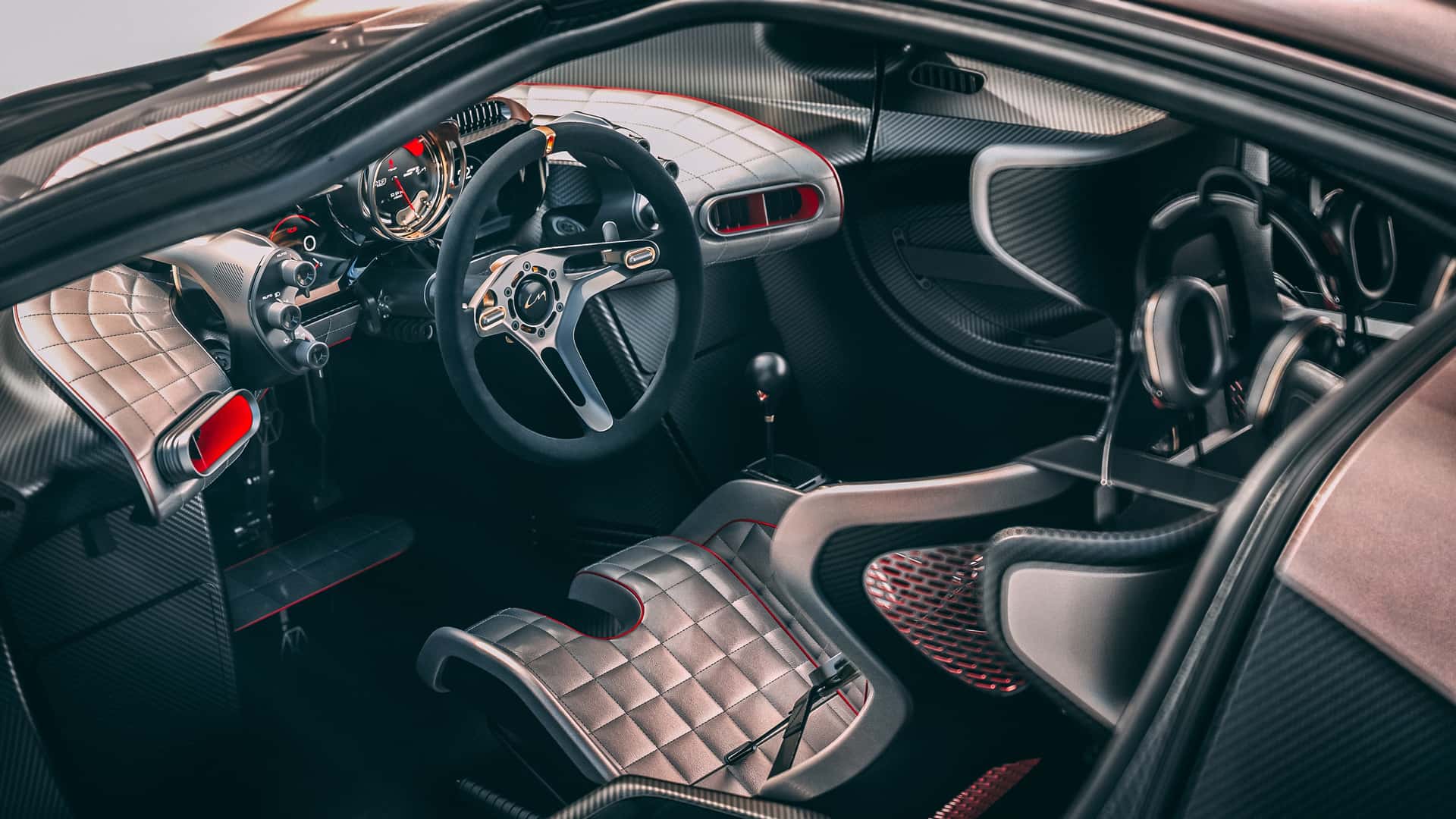 gordon-murray-automotive-s1-lm.jpg