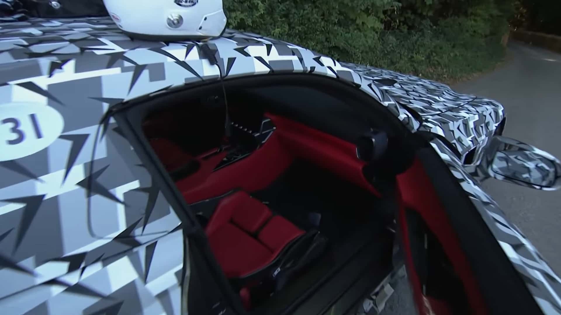 lexus-lfr-interior.jpg
