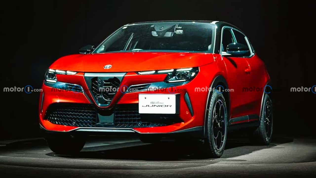 Alfa Romeo Junior 2025 con matrícula lateral