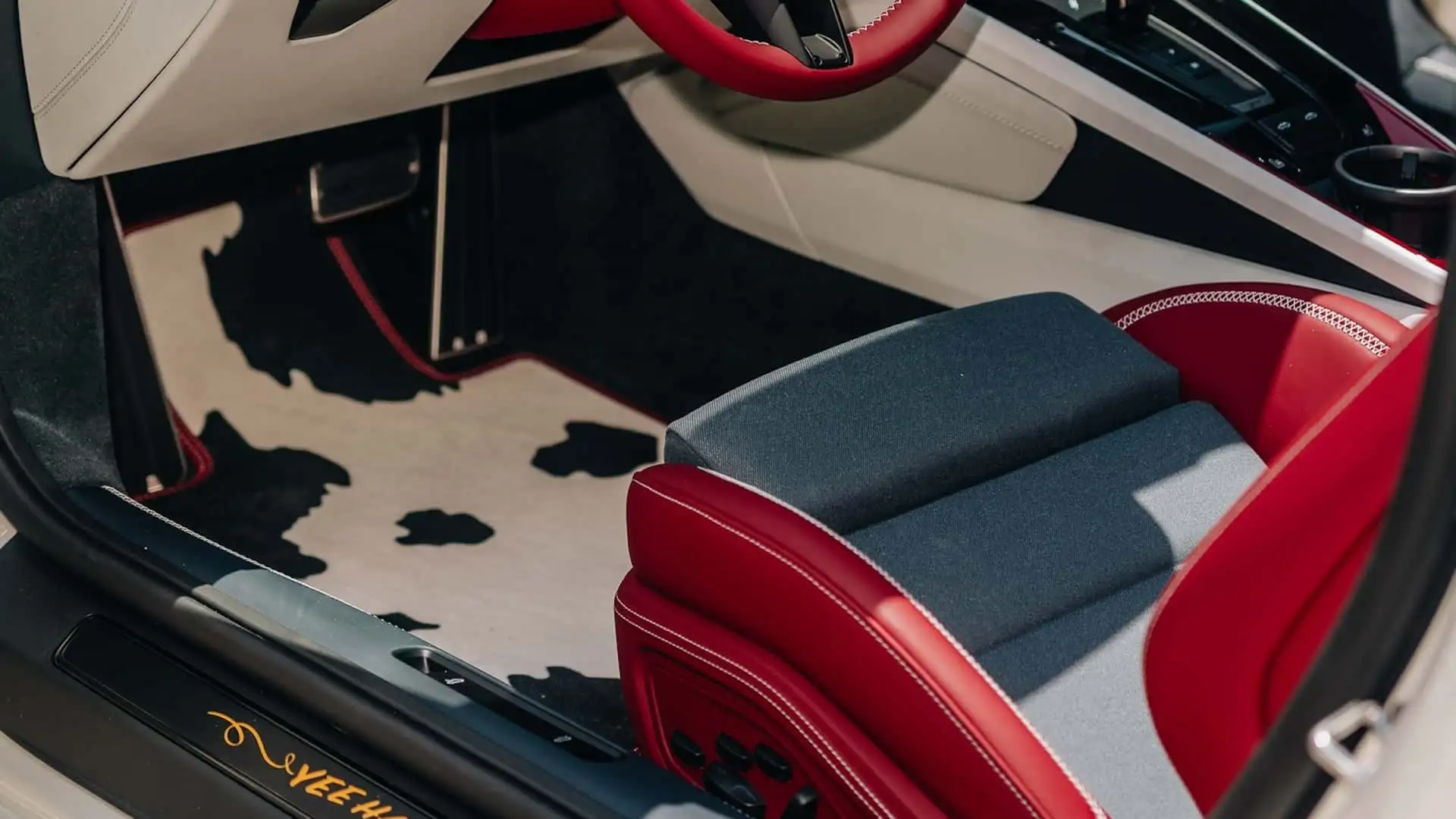 https://cdn.motor1.com/images/mgl/6Z82eE/s1/porsche-and-pixar-toy-story-collaboration.webp
