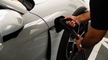 Porsche e GreenV inauguram primeiro hub de recarga ultrarrápida da Bahia 
