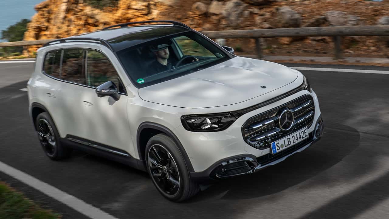 Mercedes GLB 250+ EQ (Fahraufnahme)