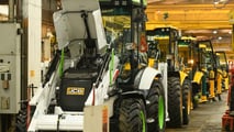JCB lancia la prima terna 3CX a idrogeno di serie: zero emissioni, stessa potenza del diesel e rifornimento rapido in cantiere.