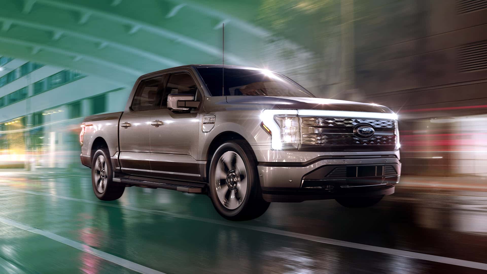Ford F-150 Lightning: El CEO Jim Farley Admite Errores y Repensamiento Estratégico