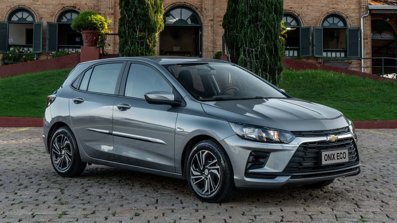 Chevrolet Onix ECO 2027: GM volta a produzir versão movida apenas a etanol