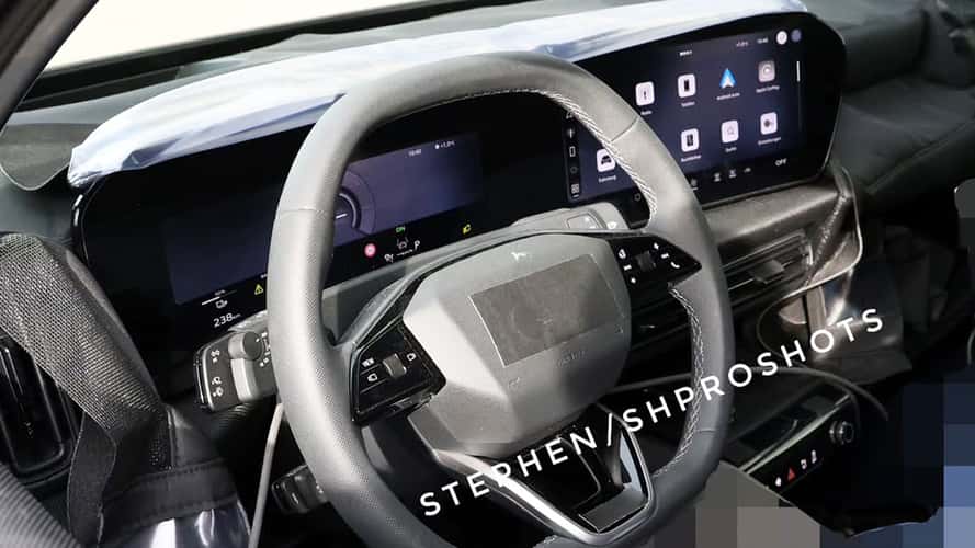 Audi A2 e-tron: ecco gli interni della compatta tedesca