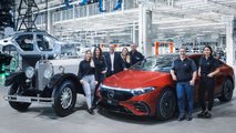 Mercedes-Benz  Sindelfingen tesislerinden çıkan 22 milyonuncu araç