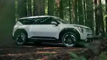 2024 Kia EV9 in US specification exterior side view