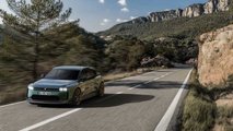 van wall-vandervell-ev-hatchback-5