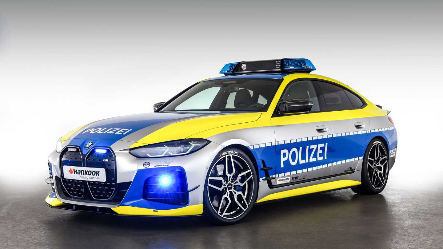 Tuning sicuro e legale. Così la polizia tedesca ha elaborato la BMW