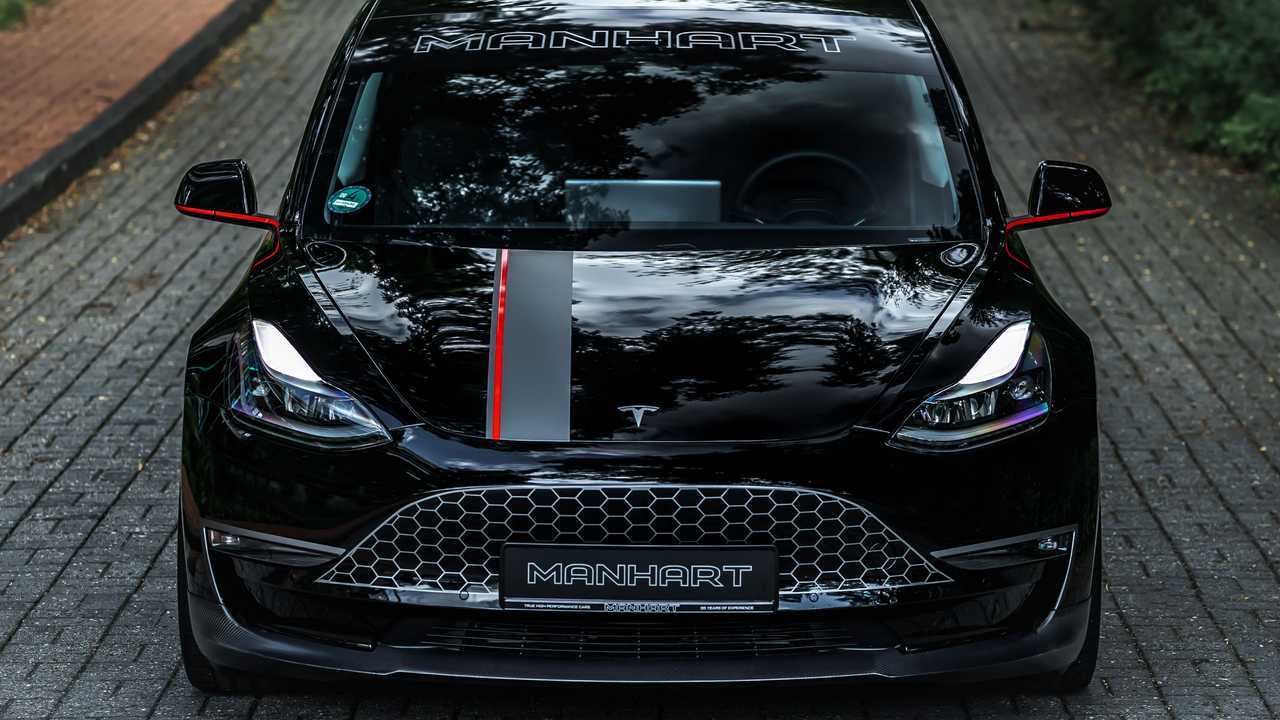 Tesla Model 3, il tuning di Manhart